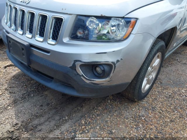 1C4NJCBA0FD178115 Jeep Compass Sport