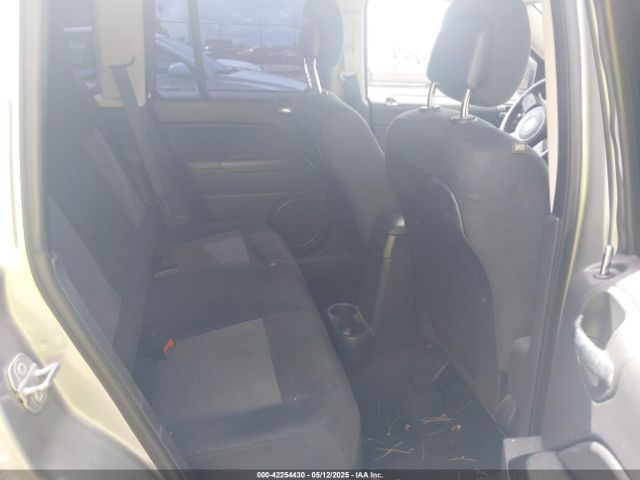 1C4NJCBA0FD178115 Jeep Compass Sport