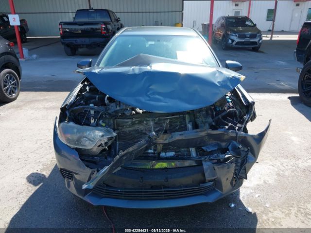 5YFBURHE0GP427390 Toyota COROLLA LE