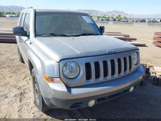 1C4NJPBA6GD569276 Jeep 2016