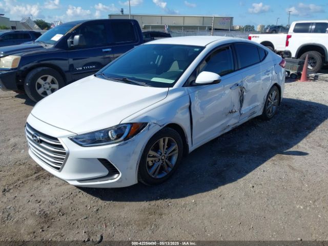 5NPD84LF1JH228000 Hyundai ELANTRA SEL