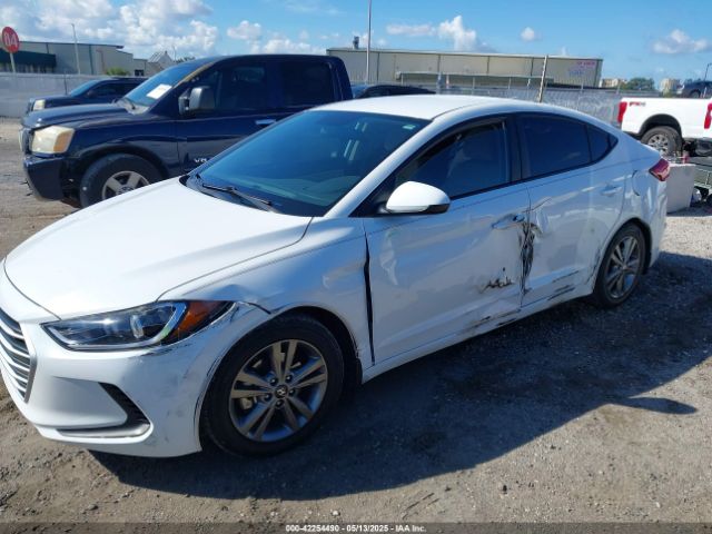 5NPD84LF1JH228000 Hyundai ELANTRA SEL