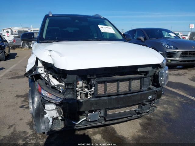 KMHRC8A38NU137933 Hyundai Venue Limited