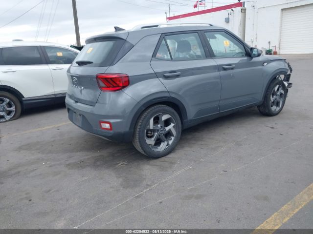 2022 HYUNDAI VENUE KMHRC8A38NU132294 Photo 3