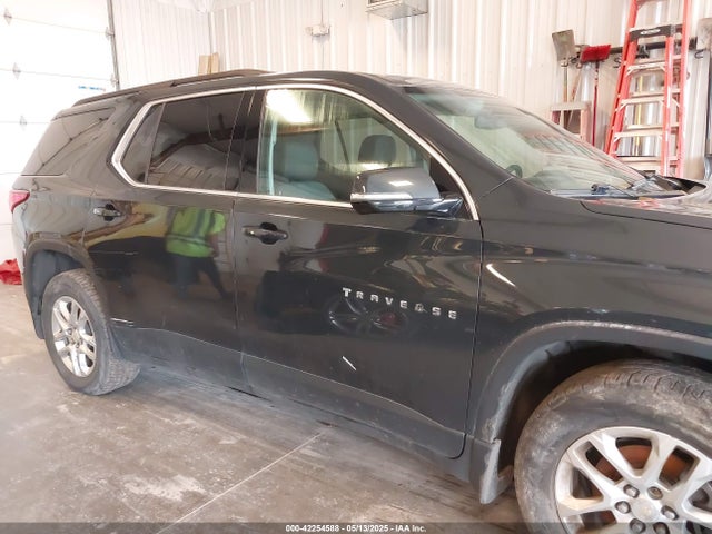1GNEVGKW2KJ112840 Chevrolet Traverse 1lt