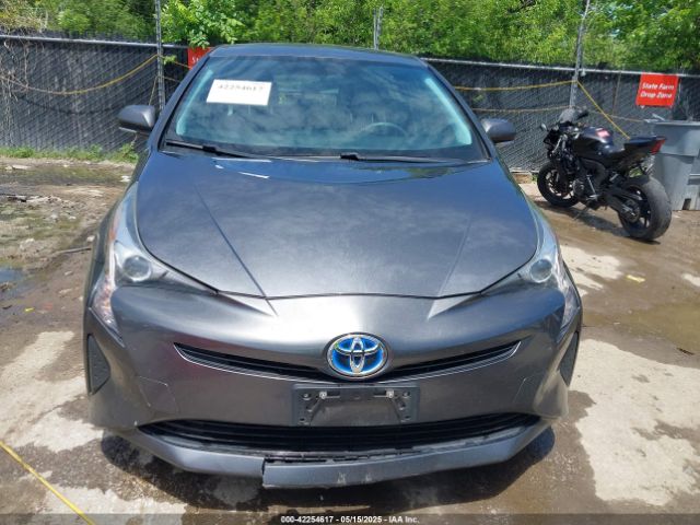 JTDKBRFU2G3014010 Toyota Prius Two