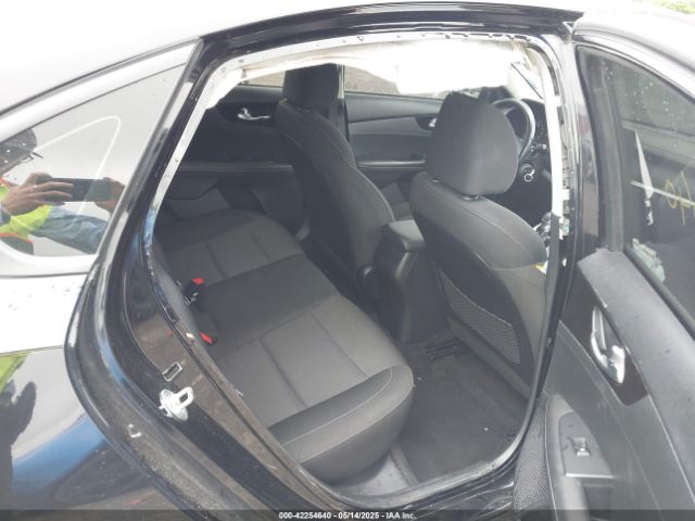 3KPF34AD2KE016544 KIA FORTE S