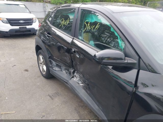 KM8K1CAA4MU746136 Hyundai Kona Se