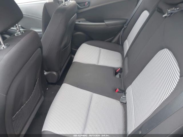 KM8K1CAA4MU746136 Hyundai Kona Se