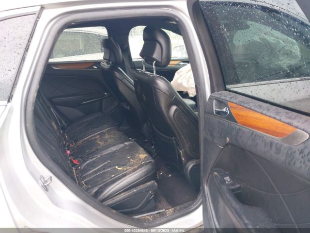 5LMCJ3D90HUL70673 Lincoln Mkc Reserve