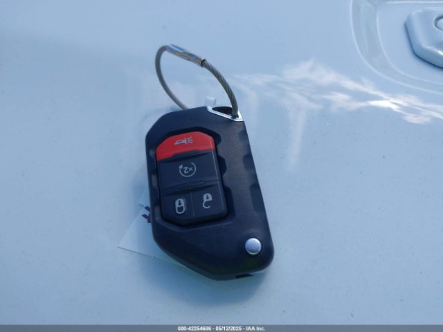 1C4RJXP60RW225567 Jeep Wrangler 4xe Sahara 4xe