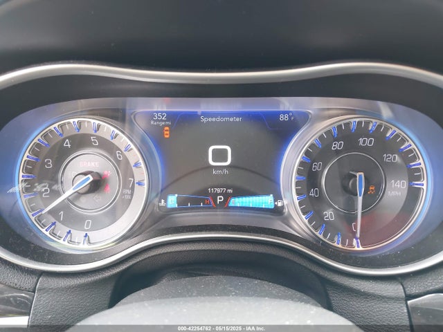Chrysler 2016 2016 2C3CCARG2GH142595 Image 7