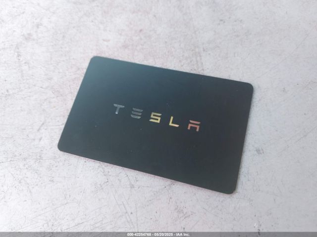 2025 TESLA MODEL Y 7SAYGDEDXSF226619 Photo 10