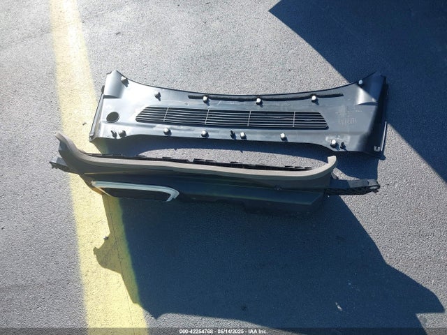 7SAYGDEDXSF226619 Tesla 2025