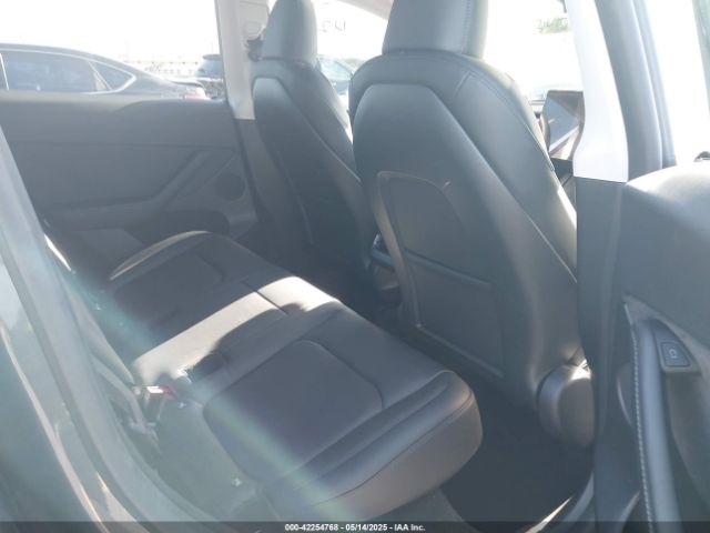 2025 TESLA MODEL Y 7SAYGDEDXSF226619 Photo 7