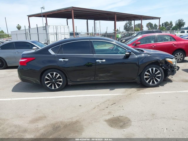 Nissan Altima 2017 1N4AL3AP1HC489257 Image 14