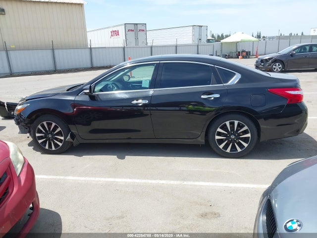 Nissan Altima 2017 1N4AL3AP1HC489257 Image 15