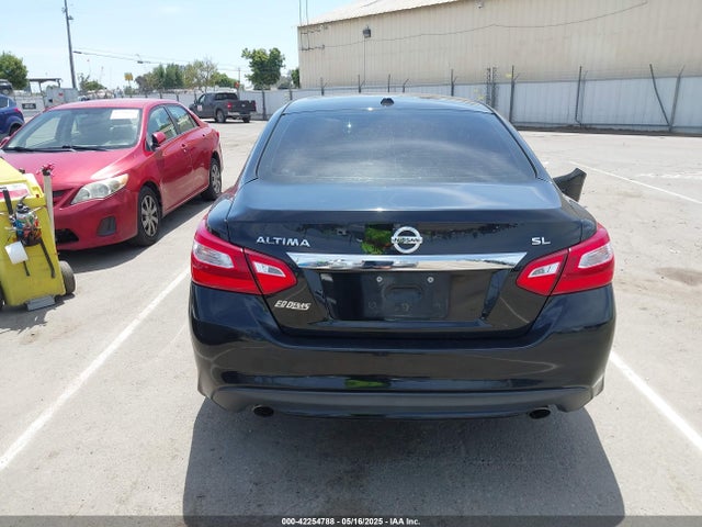 Nissan Altima 2017 1N4AL3AP1HC489257 Image 17