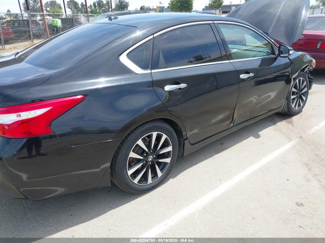 Nissan Altima 2017 1N4AL3AP1HC489257 Image 19