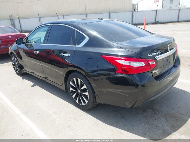 Nissan Altima 2017 1N4AL3AP1HC489257 Image 3