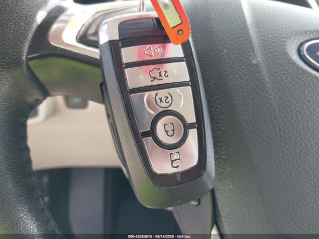 3FA6P0LU6JR227205 Ford Fusion Hybrid Se