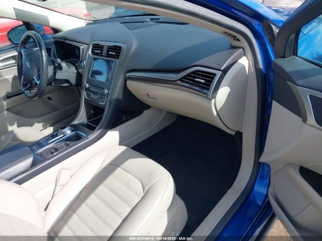 3FA6P0LU6JR227205 Ford Fusion Hybrid Se