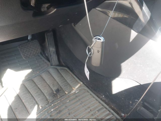 3MYDLBZV0GY138982 Scion IA