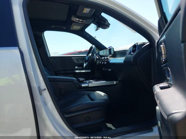 2020 MERCEDES-BENZ GLB 250 W1N4M4HB7LW022073 Photo 4