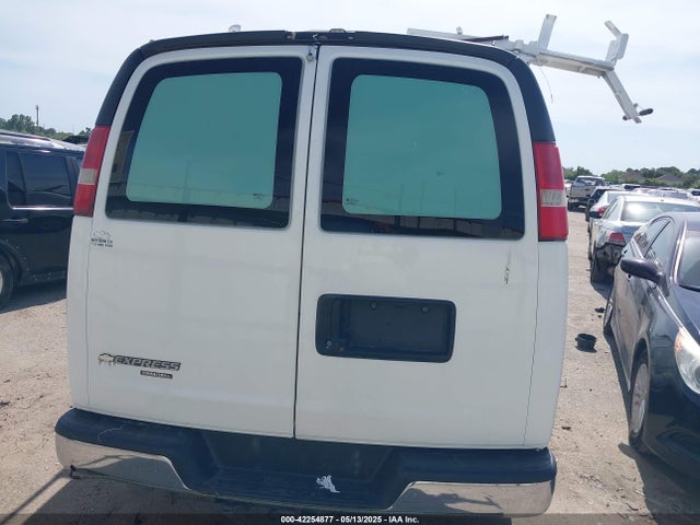 Chevrolet Express 2500 Work Van 2014 1GCWGFCA7E1914549 Image 16