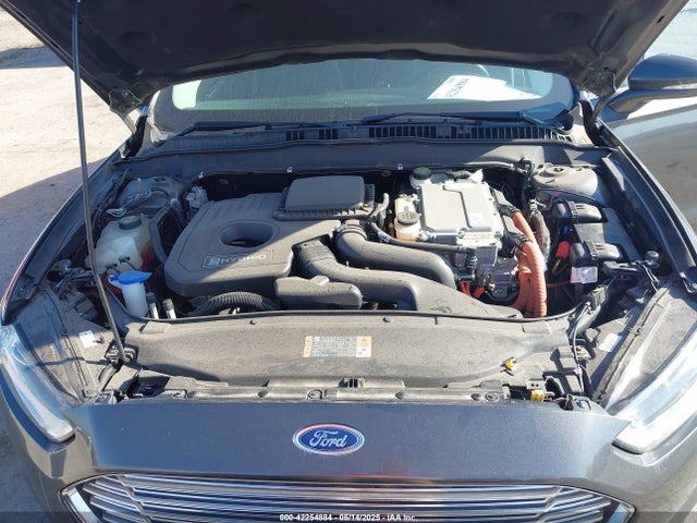 3FA6P0RU7FR278551 Ford Fusion Hybrid Titanium