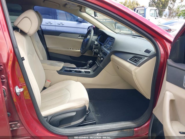 5NPE24AF1FH250496 Hyundai SONATA SE