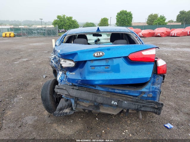 KNAFX4A60F5259581 KIA FORTE LX