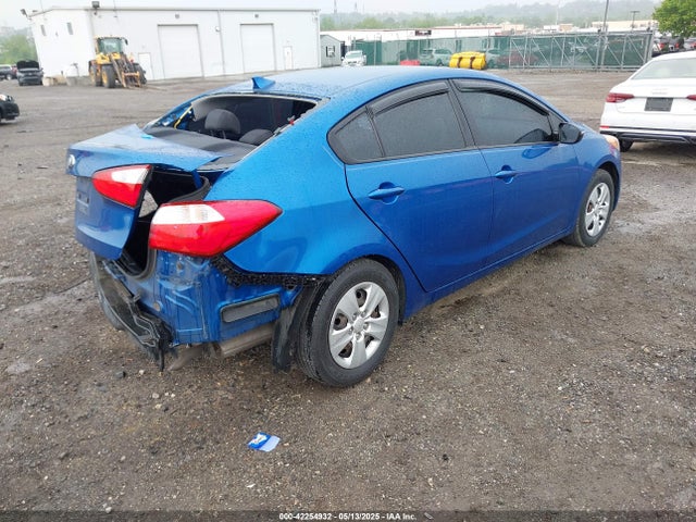 KNAFX4A60F5259581 KIA FORTE LX