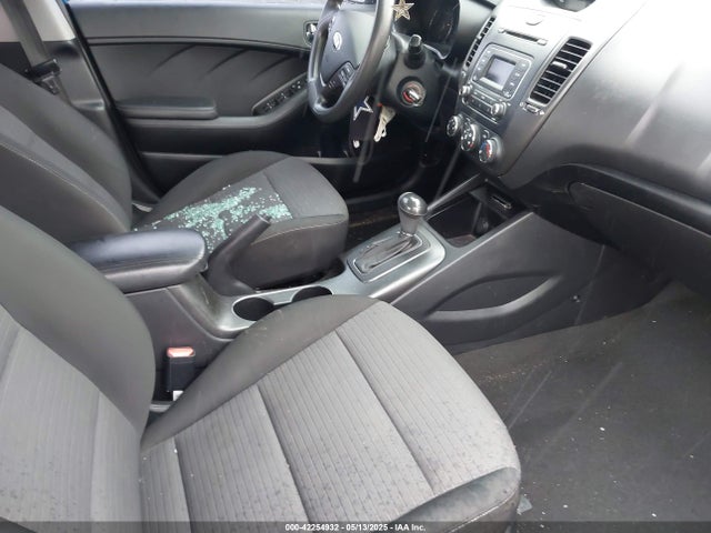 KNAFX4A60F5259581 KIA FORTE LX