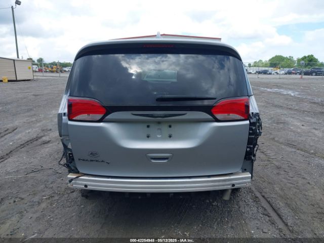 2C4RC1FG0KR574955 Chrysler Pacifica Touring Plus