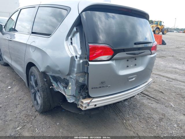 2C4RC1FG0KR574955 Chrysler Pacifica Touring Plus