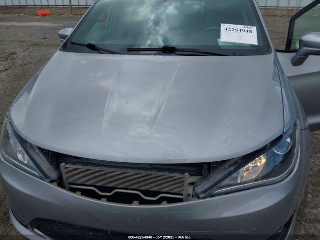 2C4RC1FG0KR574955 Chrysler Pacifica Touring Plus