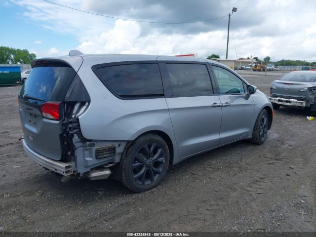 2019 CHRYSLER PACIFICA 2C4RC1FG0KR574955 Photo 3