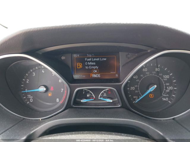 1FADP3M21HL322897 Ford FOCUS SEL