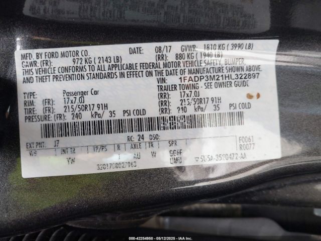 1FADP3M21HL322897 Ford FOCUS SEL