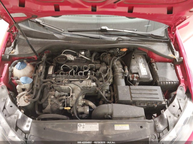 3VWML7AJ6EM611581 Volkswagen 2014