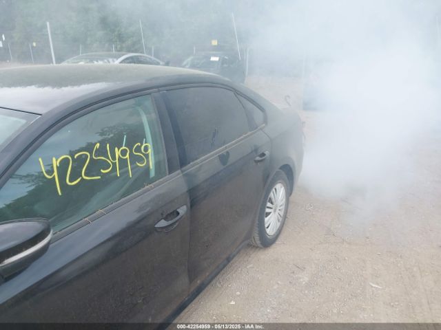 1VWAT7A34FC068514 Volkswagen Passat 1.8t S