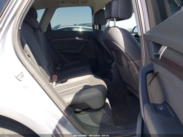 WA1EAAFY0N2105214 Audi Q5 Premium Plus 45 Tfsi S Line Quattro S Tronic