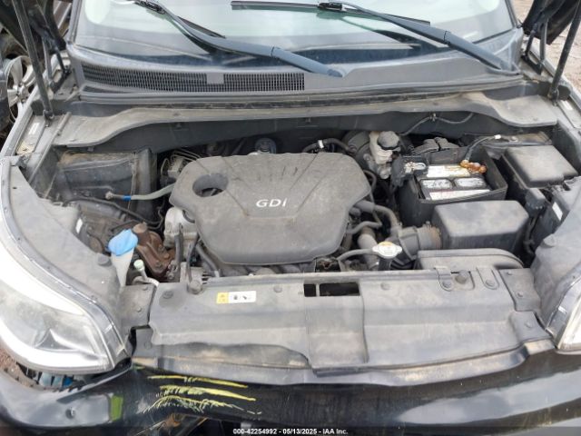 2014 KIA SOUL KNDJN2A26E7084776 Photo 9