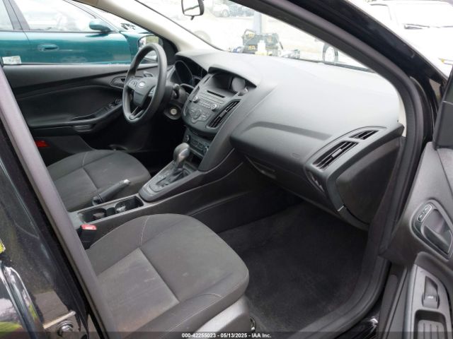 1FADP3E22FL378391 Ford FOCUS S