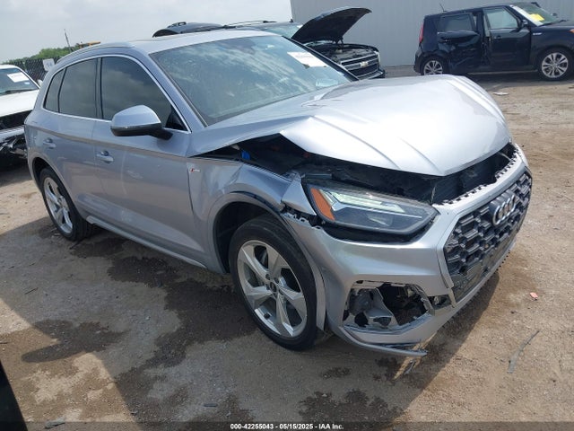 2022 AUDI Q5 WA1EAAFY2N2081546 Photo 0