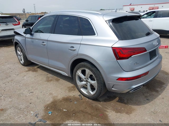 2022 AUDI Q5 WA1EAAFY2N2081546 Photo 2
