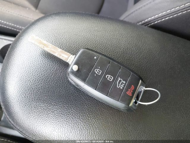 KNDJN2A2XJ7591531 KIA Soul