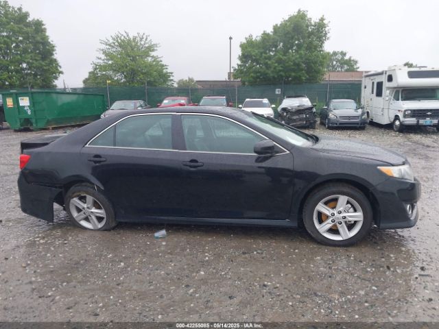 4T1BF1FK8EU458127 Toyota CAMRY SE