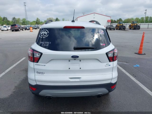 1FMCU9GDXJUC38393 Ford ESCAPE SE